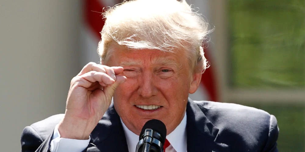 Απίστευτος Τραμπ: Έκανε πρόποση στον ΟΗΕ με… Coca Cola (εικόνα)